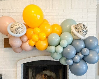 Space Theme Balloons, Two the Moon and Back Balloon Garland, Outer Space Astronaut Balloon Arch, Baby Shower Party Decor