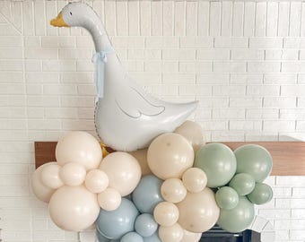 One Silly Goose Birthday Balloon Decorations, Two Silly Birthday Balloon Arch, Balloon Garland DIY Kit
