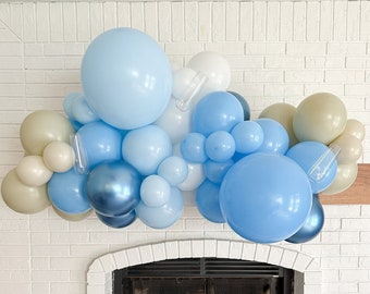 Last Toast on the Coast Bachelorette Party Decorations, Blue Balloon Garland Kit
