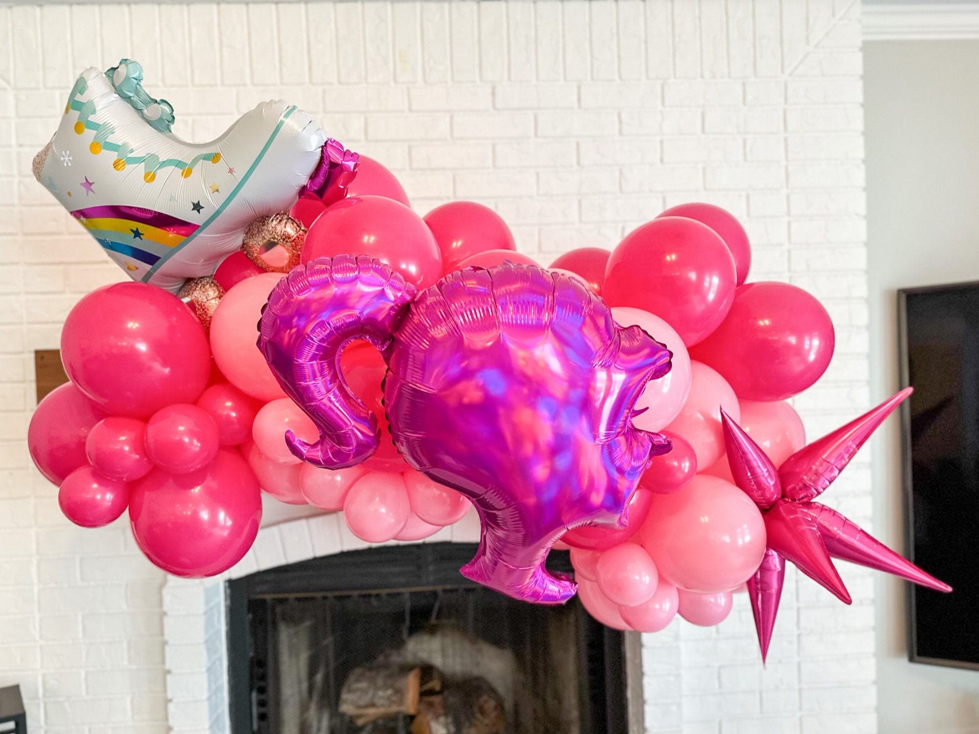 Barbie Birthday Party Balloon Arch Photo Booth Backdrop Party Decorations Balloon Garland Pink Balloons Roller Skate Balloons