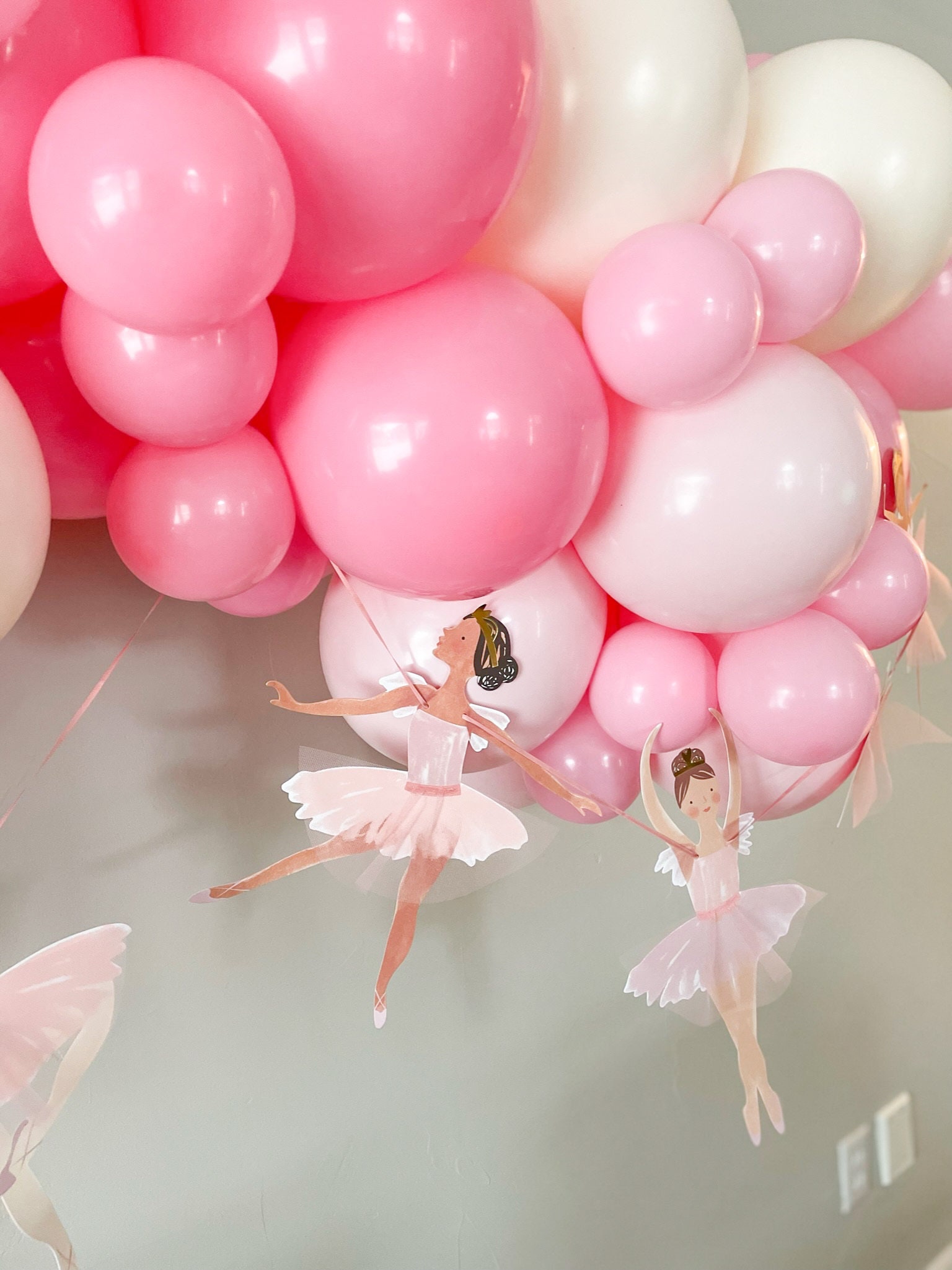 Ballerina Geburtstagsdeko – 50-teilig, Rosa, Mit Folienballons, Krone & Kuchendeko, Für Mädchen-Party