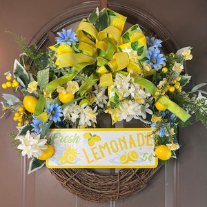 Lemon Wreath for Front Door, Lemonade Wreath, Farmhouse Wreath, Kitchen Wreath, Cottage Style Wreath, Yellow Wreath, Summer Wreath, Gift