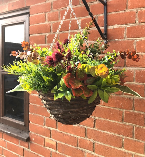 Autumn Artificial Hanging Basket With Berries, Thistles & Various Greenery  Hand Made. Hang All Year Round - Etsy