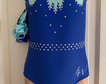 Justaucorps de gymnastique bleu avec cristaux pour fille taille 24