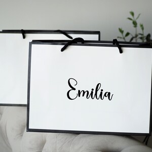 Personalisierte Geschenktasche Weiß/Schwarz 28x20x10cm Name, Geschenk, Muttertag, Baby, Hochzeit, Ramadan, Geburtstag, Weihnachten 5.