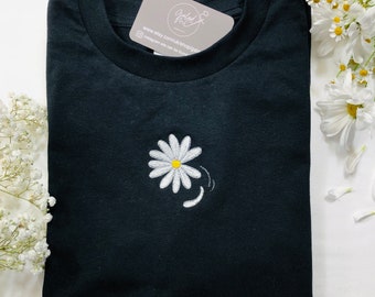 Daisy T-Shirt embroidered Floral Tee Nature Lover Garden Enthusiast Flower-inspired flower lover Daisy dropping Petal Unisex T shirt
