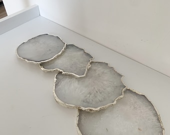 Sous-bocks en pierre d'agate avec bord argenté : sous-bocks en cristal