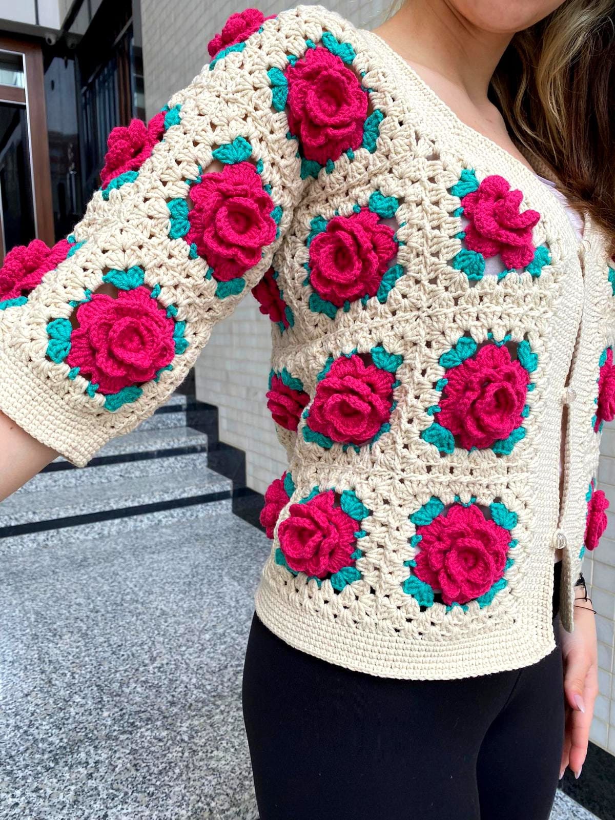 7月中旬〜7月下旬発送】Rose flower motif short sleeve car