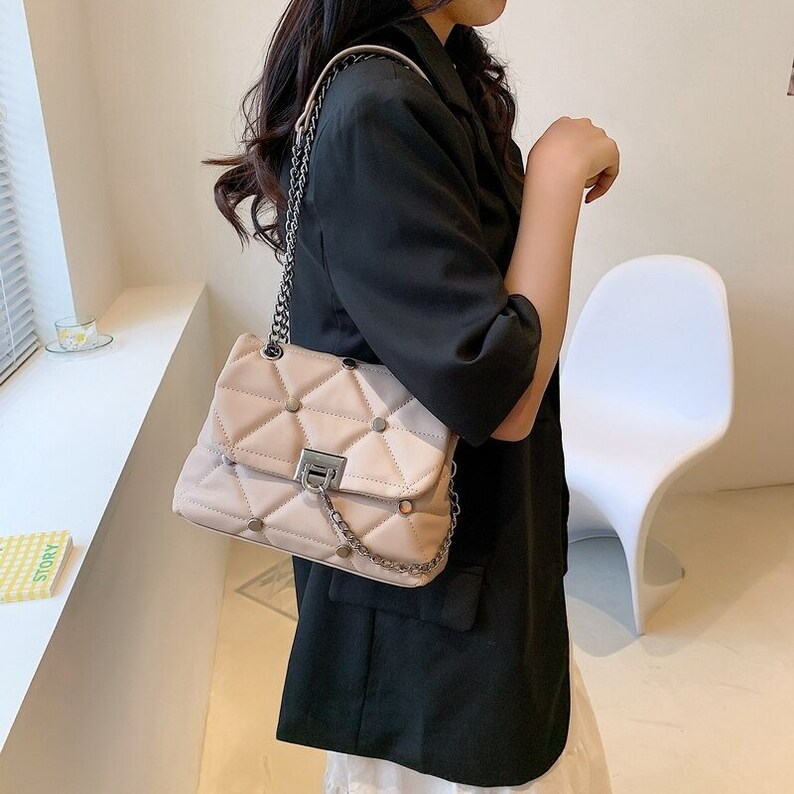 Fashion Small Square Bag High Quality Leather Chain Bag Khaki