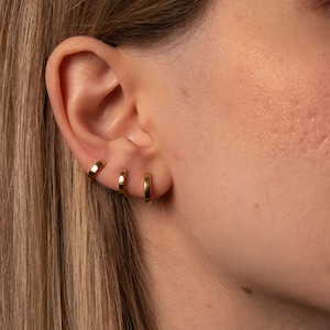 Silver Plain Huggie Hoop Earrings, Small Hoop Earrings, Dainty Hoop Earring, Hoop Earrings with Charm, Everyday Earring, Cartilage Hoop