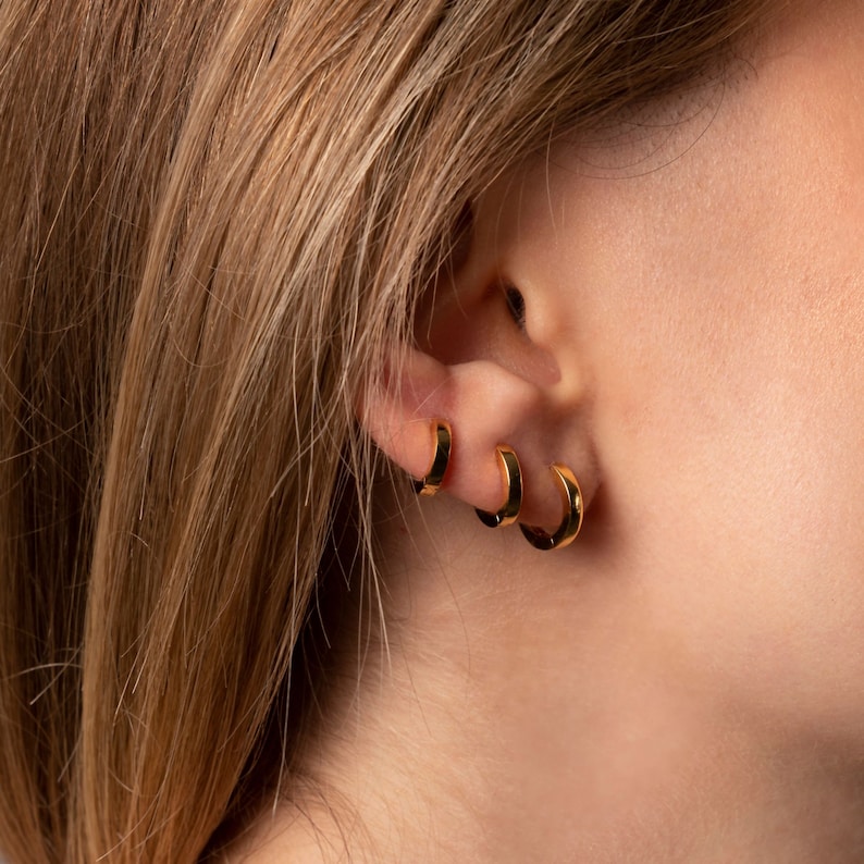 Minimalist Huggie Hoop Earring