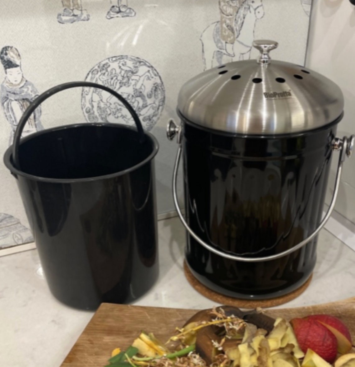 Bio Waste Bin With Inner Bin, Kitchen Composter, 5 Liters, With a Set ...