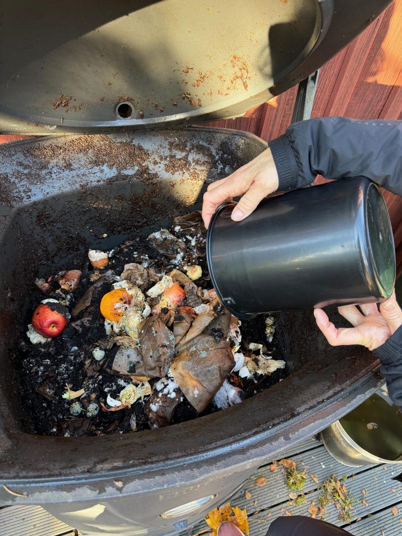 Bio Waste Bin, Kitchen Composter, 5 Liters, With a Set of Active Carbon ...