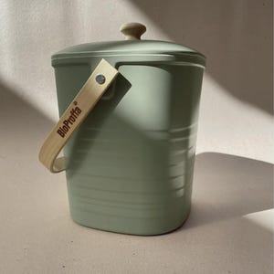 Bio Waste Bin Bamboo, countertop composter,  olive green