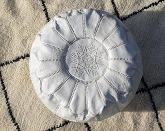 Pouf marocain, ottomane en cuir véritable fait main de couleur blanche, repose-pieds fabriqué à la main, coussin de sol rond blanc, pouf de style bohème