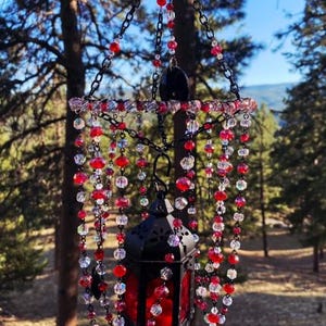 Linterna gótica de luna de sangre atrapasol