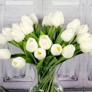 10 pcs off white Real touch Tulips wedding Table Centerpiece, Dinner Table Centerpiece Large Tulip wedding bouquet, Real Touch Flower