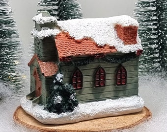 Hand-Painted Resin Christmas Village House: Winter Mantel Decor