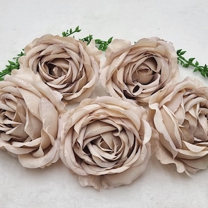 5 Beige Silk Rose Heads: Realistic Floral Bouquet Supplies