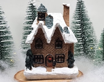 Hand-Painted Resin Christmas Village House: Miniature Bakery Decor