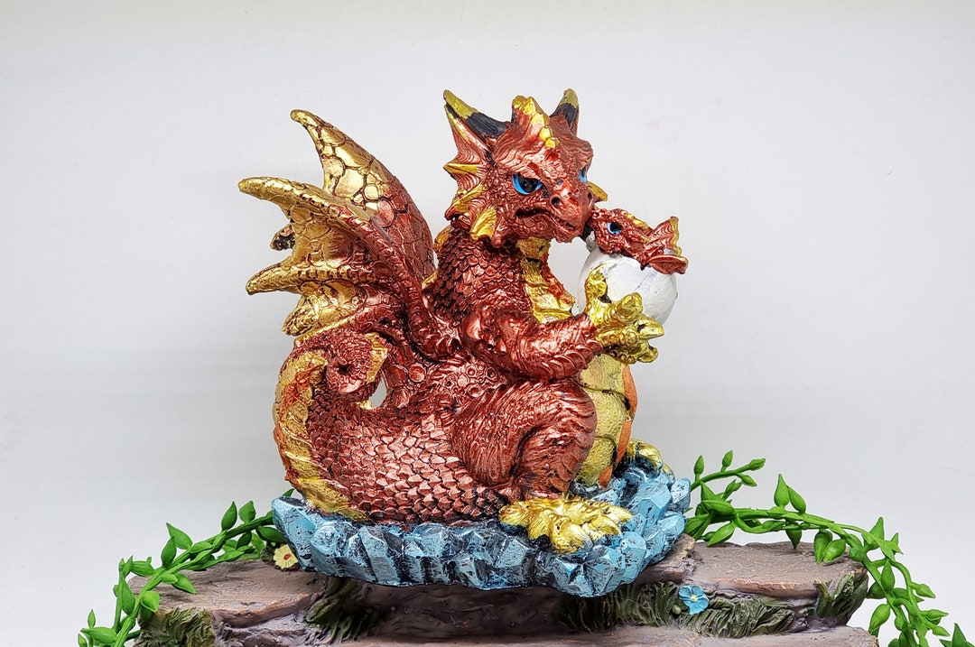 Beautiful Dragon Statue, Mother Dragon and Baby Dragon, Dragon Figure