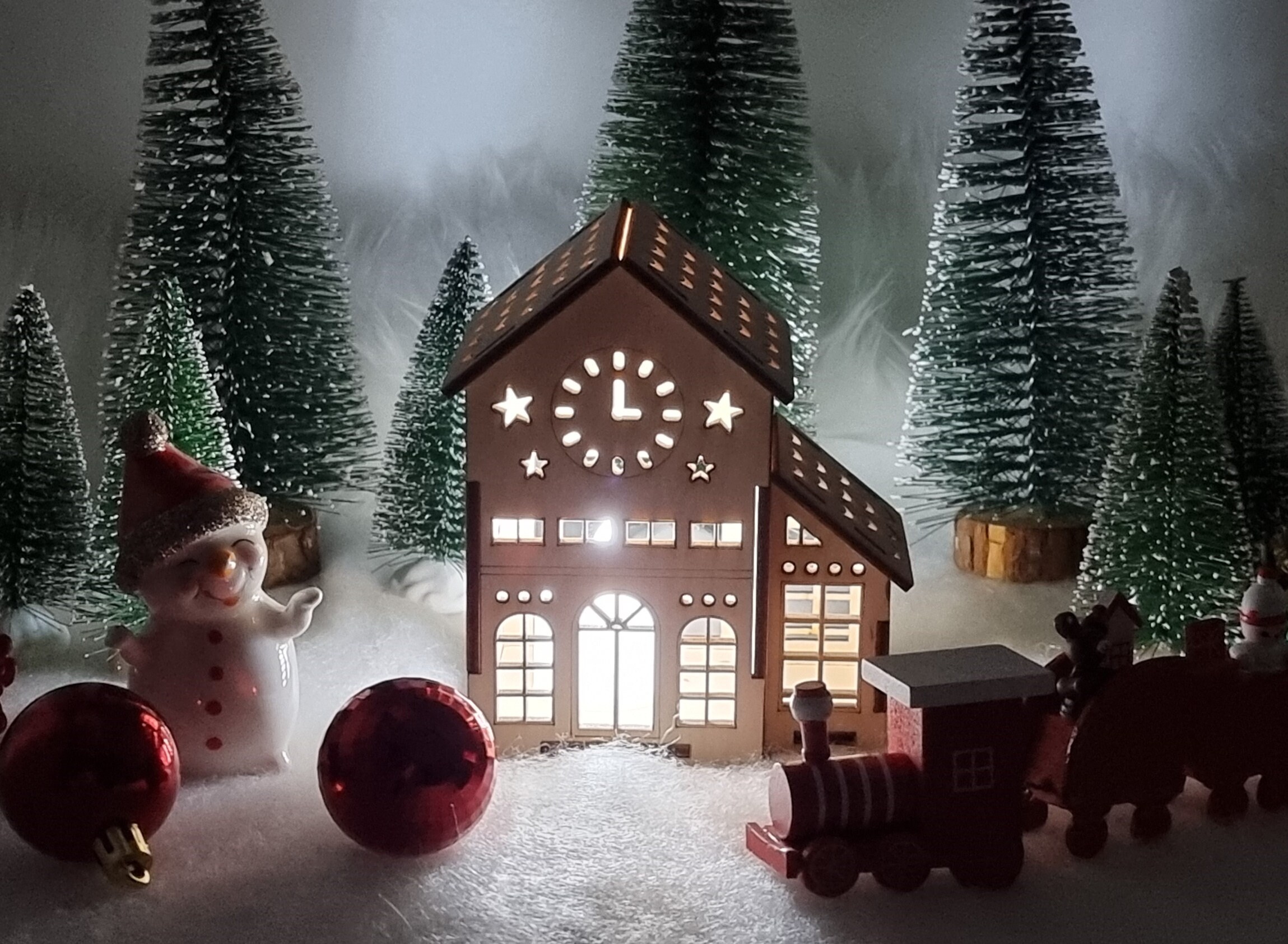 Villaggio Natale personaggi movimento luci led 20x30x20 cm | vendita