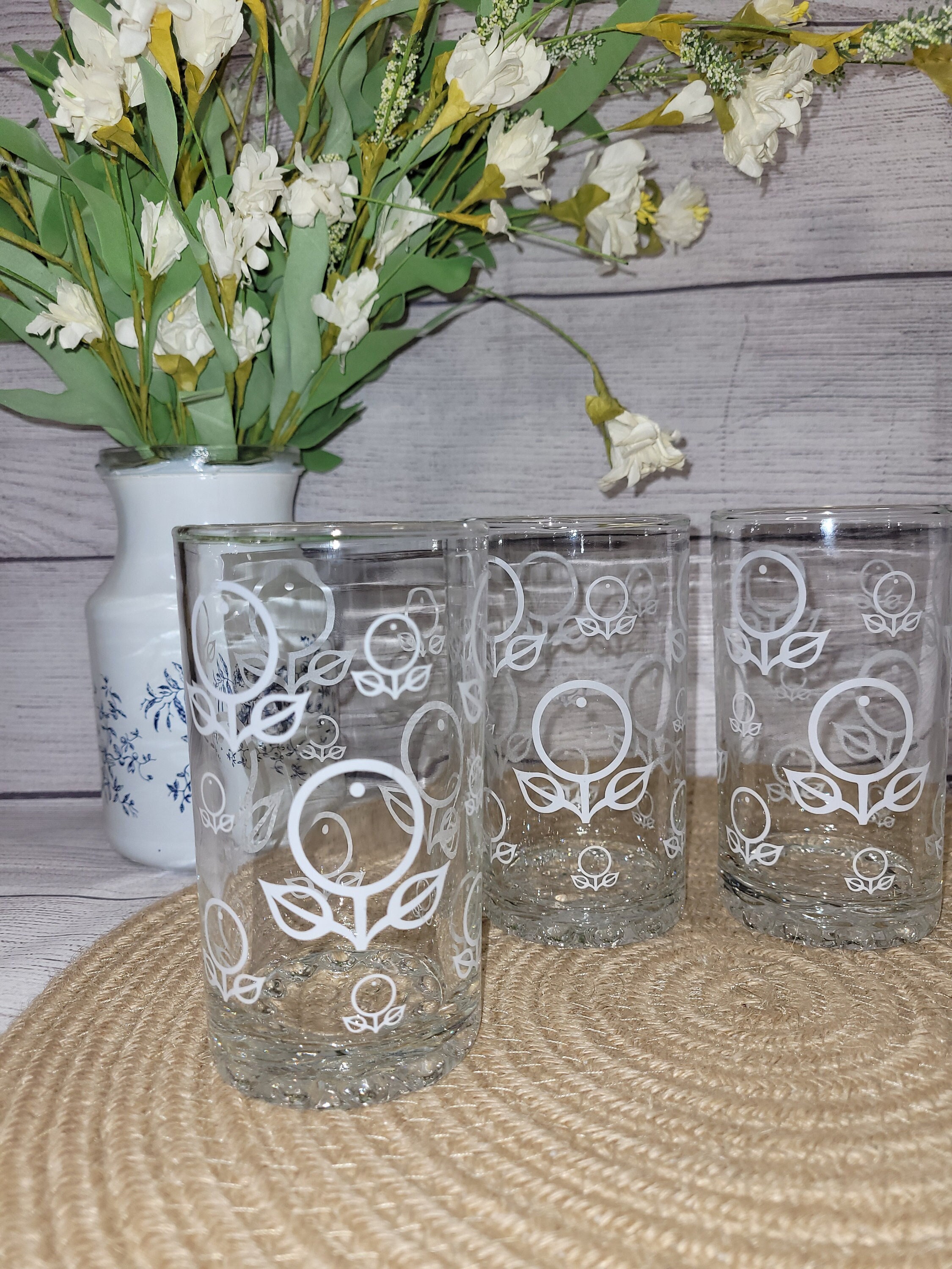 Set of 4 Amber Vintage Drinking Glassware- 12Oz Amber Butterfly& Flower  Glass Drinking Cups, Heavywe…See more Set of 4 Amber Vintage Drinking