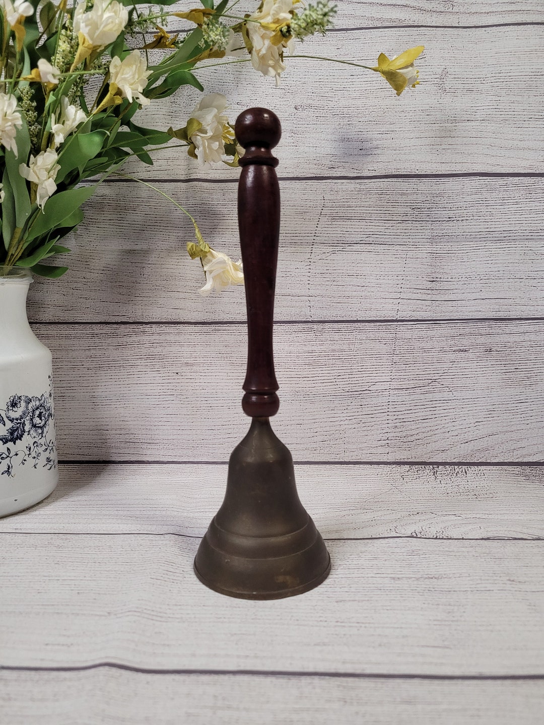 thumbnail image 2 of Metal Christmas Handle Bell Xmas New Year Party Celebrate Handheld Bell Mini 2 of 9
