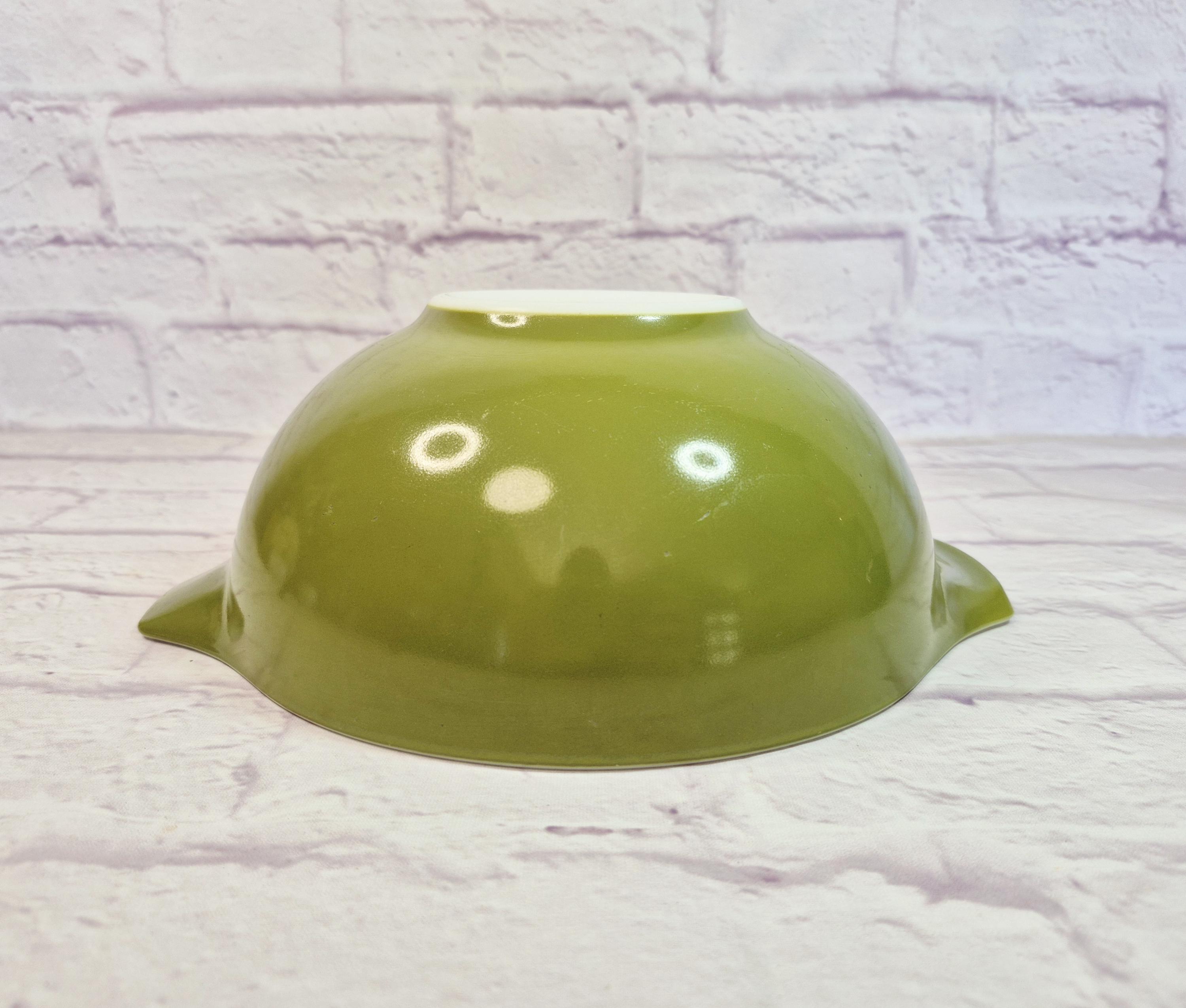 Vintage Pyrex Avocado Green Cinderella Bowl #443 - Pyrex Avocado Green ...
