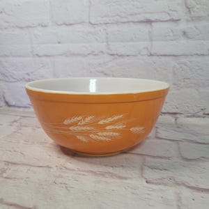 Vintage Pyrex Autumn Wheat Pattern Mixing Bowl 403 2 1/2 Quart Pyrex ...