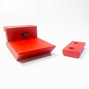Mario Kart Live Home Circuit Wall Mount & Charging Base Red