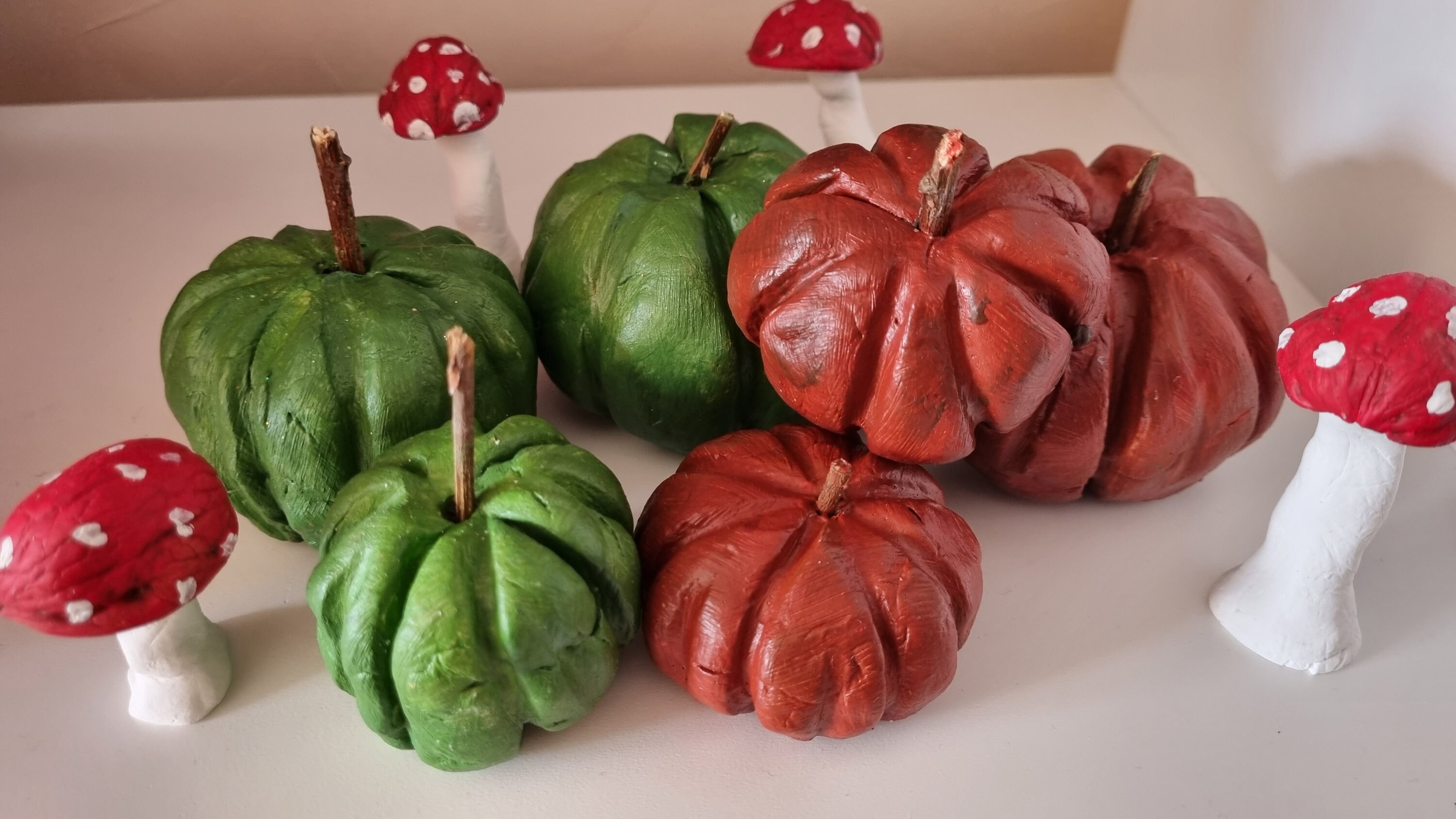 Merveilleuses Citrouilles Mix Lot de 6 Pumpkin Automne Autumn Fall Fait Main Décoration Cadeau Cosy 