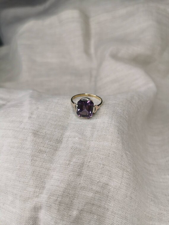 9ct gold statement Amethyst ring - image 2