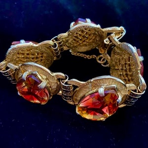 elizabeth morrey mid century modern gold chunky bracelet image 1