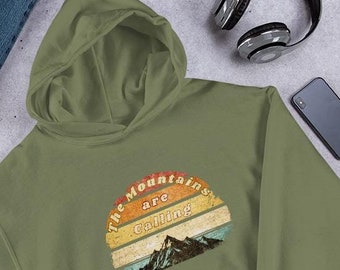 Retro Mountain Hoodie, Mountain Sweatshirt, Retro Outdoors Sweatshirt, Nature Lover, Graphic Mountain Hoodie