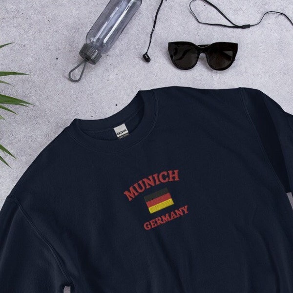 München Sweatshirt, München besticktes Sweatshirt, Deutschland Sweatshirt, München Deutschland, deutsche Flagge, München Geschenk