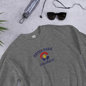 Estes Park Embroidered Sweatshirt, Stylish Colorado Souvenir Pullover, Cozy Mountain Theme Pullover, Great Gift for Vacation Memories