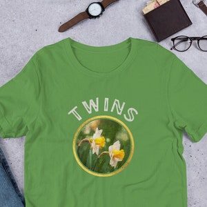 Yellow Daffodil Photo T-Shirt, Casual Spring Fashion, Daffodil Photo Tee, Flower Photography Top, Cheerful Daffodil Tee