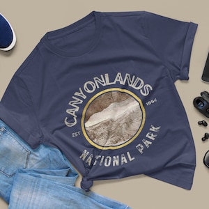 Canyonlands, Canyonlands National Park, Canyonlands T-Shirt, National Park Tee, Moab, Utah, Utah Shirt, Park Apparel, Clothing, Mesa Arch