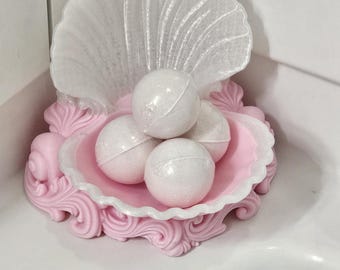Seashell bathroom bath bombs holder