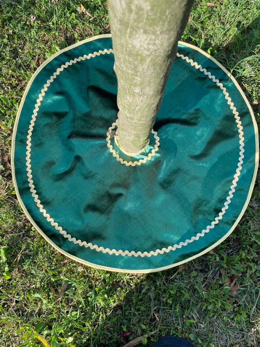 Emerald Green Tree Skirt Velvet Christmas Tree Skirtemerald Etsy