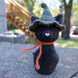 Ruth the Witch Cat Crochet Pattern