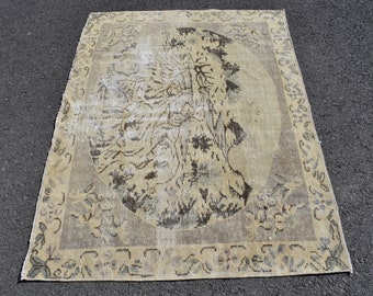 Handmade Wool Turkish Rug: 4x5 Vintage Oushak Rug