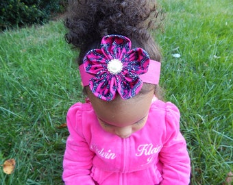 headband for girls, best for babies and toddlers, flower made with fushia African print fabric, perfect for daily wear or special occasions