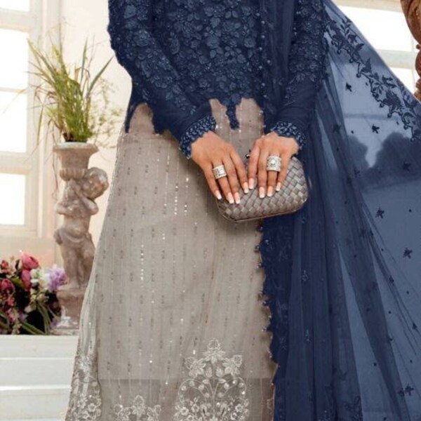 Stylish Indian/Pakistani attire/dress