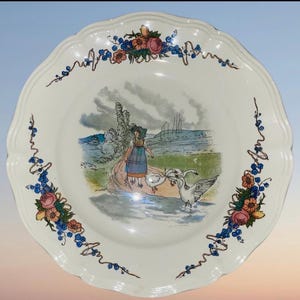 Vintage Sarreguemines Obernai Salladstallrik – Alsace Gåsflicka av Henri Loux – 20 cm vågig fajanstallrik – FRI FRAKT