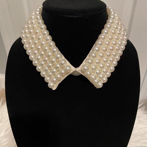 Parelketting kraag