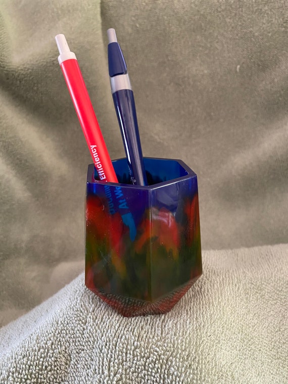 Epoxy Pen Holder