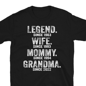 Chemise Maman Est Grand-mère Est, Chemise De grand-mère Maman Femme Légende, Chemise Grand-mère personnalisée, Cadeaux personnalisés pour grand-mère, Cadeau pour maman, Nouvelle grand-mère
