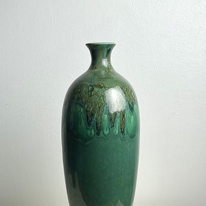 MCM 15"-Inch Tall Bottleneck Stoneware Vase in Green Earthtone Drip Glazing, Vintage Mid Century Modernist Pottery Ceramic Vessel